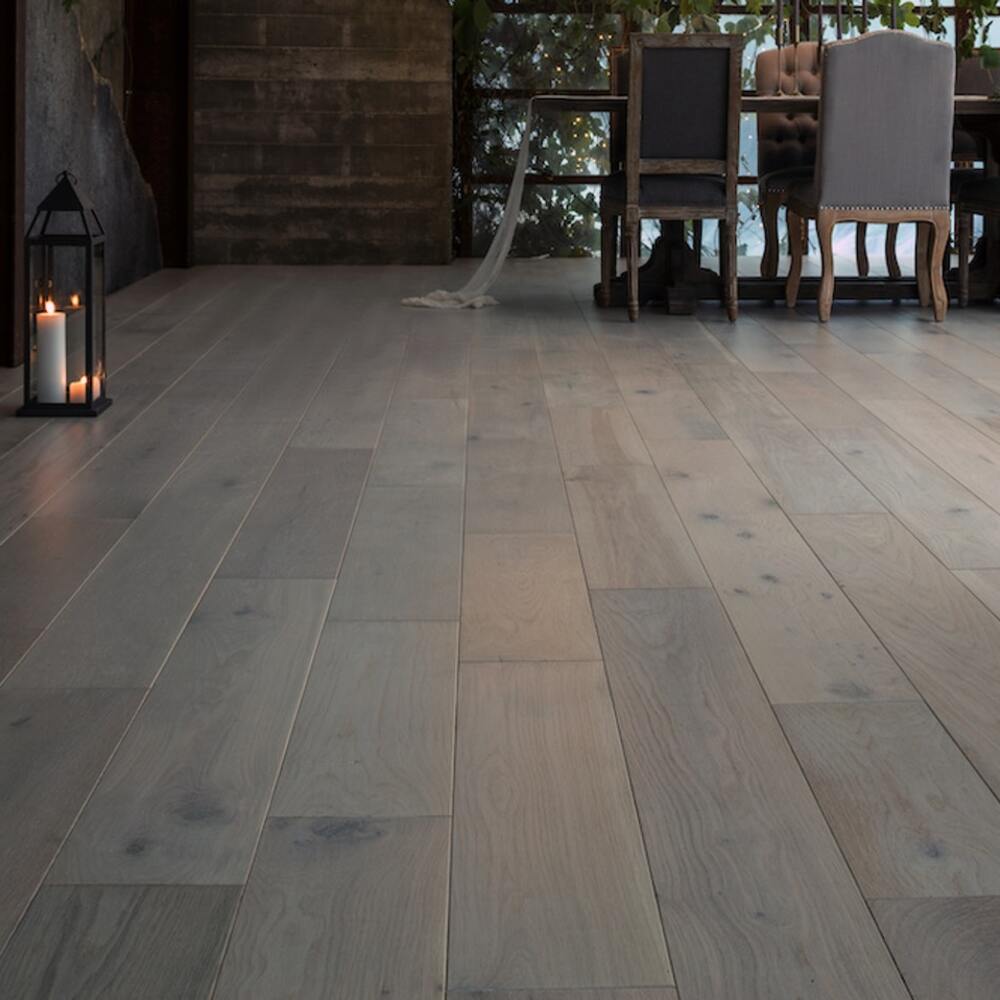 Shaw Anderson Tuftex Metallics Pearl